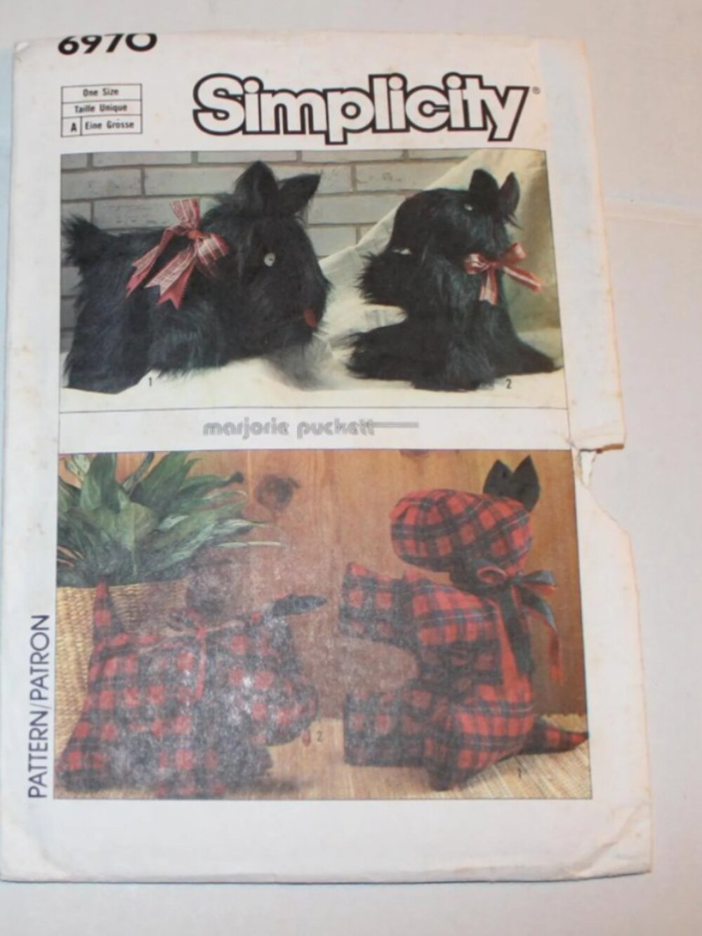 Simplicity Sewing Pattern Stuffed Scotties 1985 Stuffed Dogs Uncut in Two Sizes